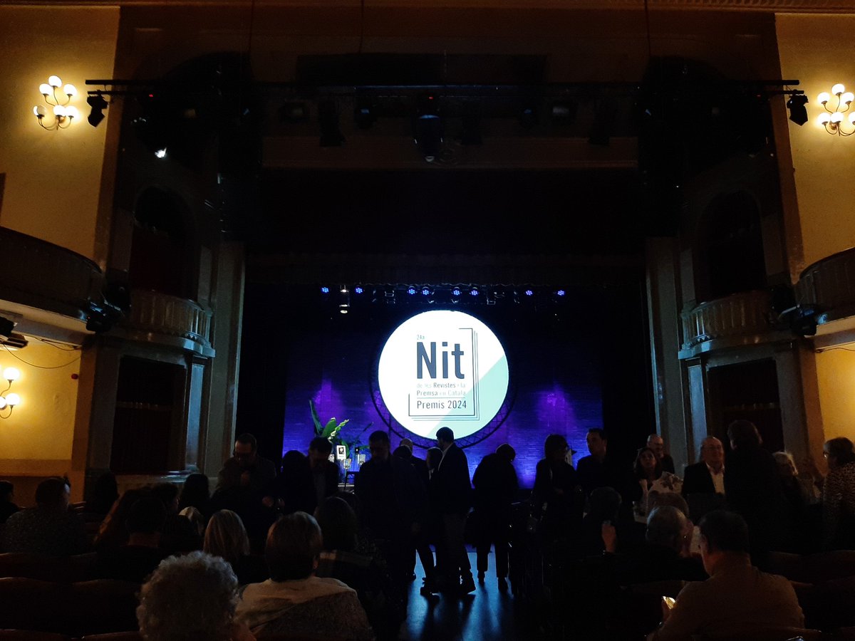 🗞Avui assistim a la 24a #NitRevistesPremsa, organitzada per <a href="/revistesAPPEC/">APPEC · Editors de Revistes i Digitals</a> al Casino l'Aliança del Poblenou.

 🏆El #SàpiensDigital ha estat guardonat amb el premi al millor disseny editorial en la categoria Digital pel nou sapiens.cat. Estem molt contents! 🎉