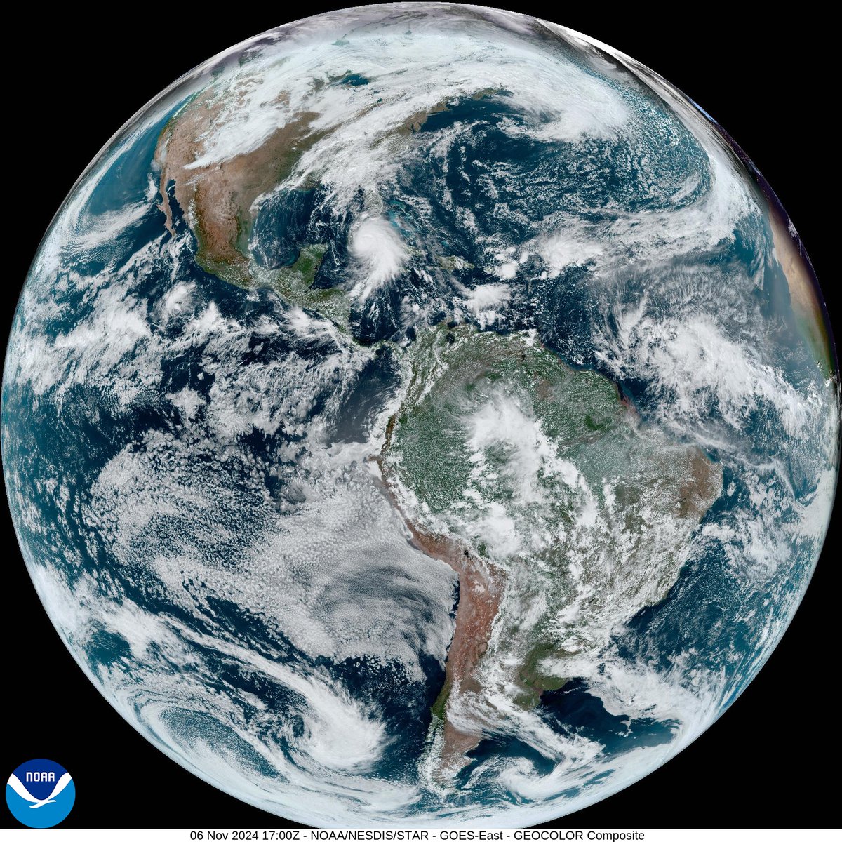 Earth Selfie Bot tweet media