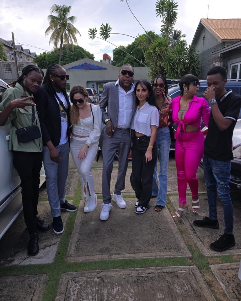 HaffiGaza's tweet photo. #FreedomstreetDecember31st Vybz kartel at a press conference. #dancehallcyaastall #GodistheGreatest #gaza_slimatic #lisahyper #vybzkartel #SidemÖztürk #Freedomstreet #freedomstreetconcert #Gazanation #Fullygaza https://t.co/gzNZGwLt6n