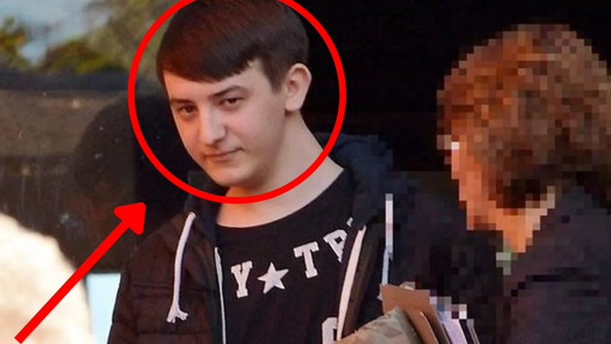 SedDeVictoria's tweet image. Conoce a Cracka.
A los 15 años, ya era un hacker experimentado.
¿Su mayor hazaña? Borrar millones en deuda estudiantil de los servidores de una escuela de medicina con un solo clic.
¡Todo un fenómeno!