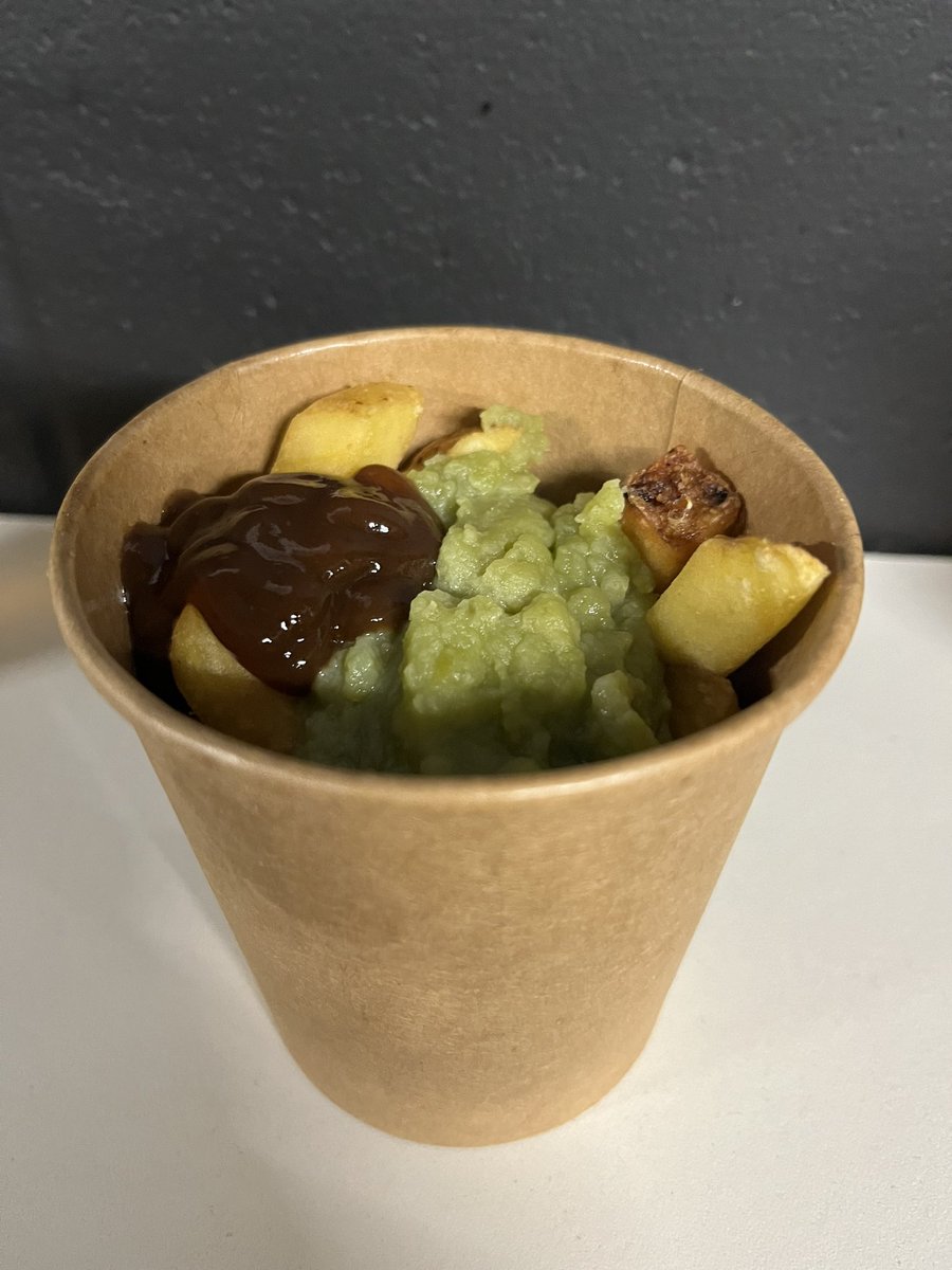 MishSale's tweet photo. @CBSArena  @Coventry_City I have been at work all day and seriously have just paid £5.50 for a small ‘cup’ of chips and a tablespoon of mushy peas. Feel cheated. https://t.co/9bIgAXQ584
