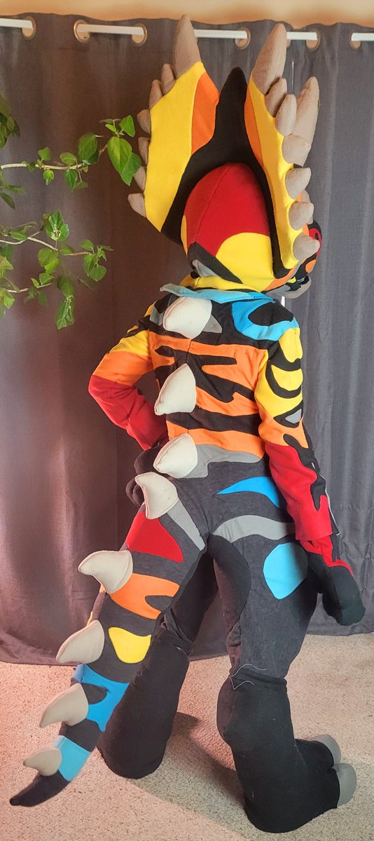 Ritz Costumes tweet media