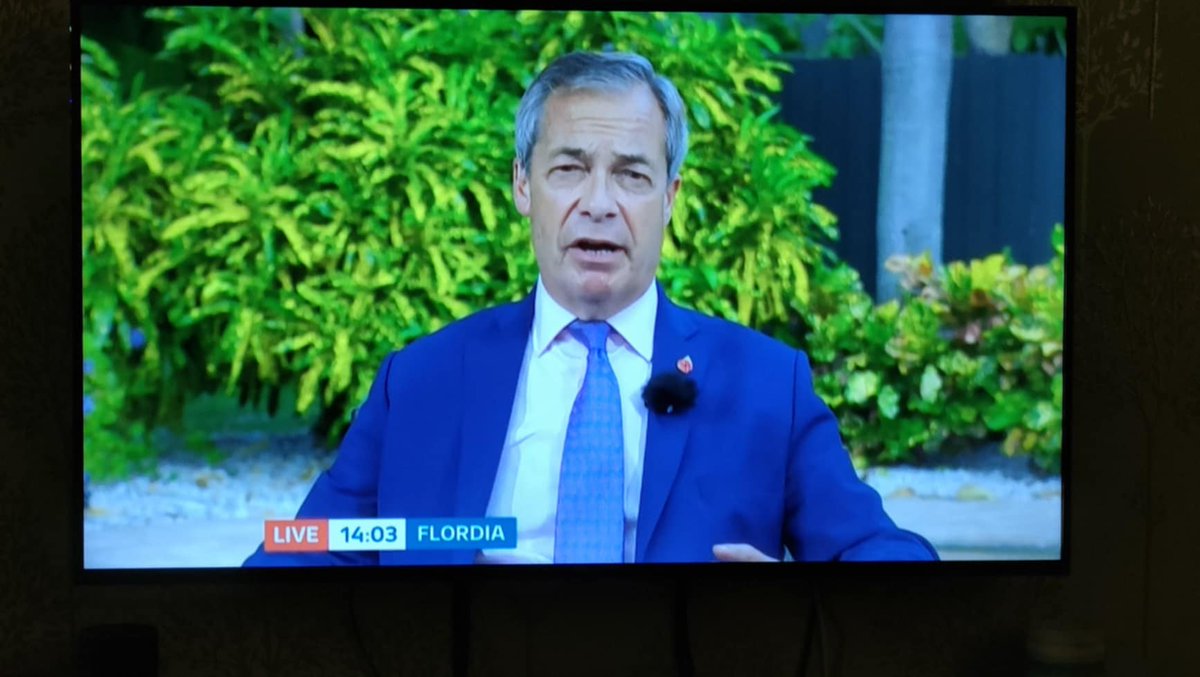 Meanwhile in Flordia <a href="/itvnews/">ITV News</a> #farage #Trump2024 #itvnews