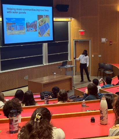 NAEducation's tweet image. Day 3 at @MIT : Engineering, Energy & Global Goals
Nord Anglia students heard from MIT PhD student Stewart Isaacs on dust’s impact on solar panels and sustainable energy’s future, sparking lively discussions. 🌍
#NordAngliaEducation #CreateYourFuture