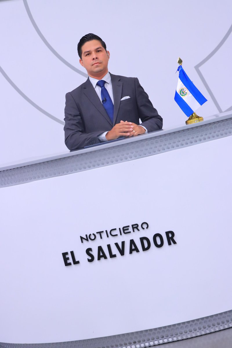 NoticieroSLV's tweet photo. ¡Gracias por sintonizar la edición del mediodía!

Sigue pendiente de nuestras redes sociales e infórmate con los hechos más destacados ocurridos en las últimas horas. https://t.co/uBEo2BVQ1X
