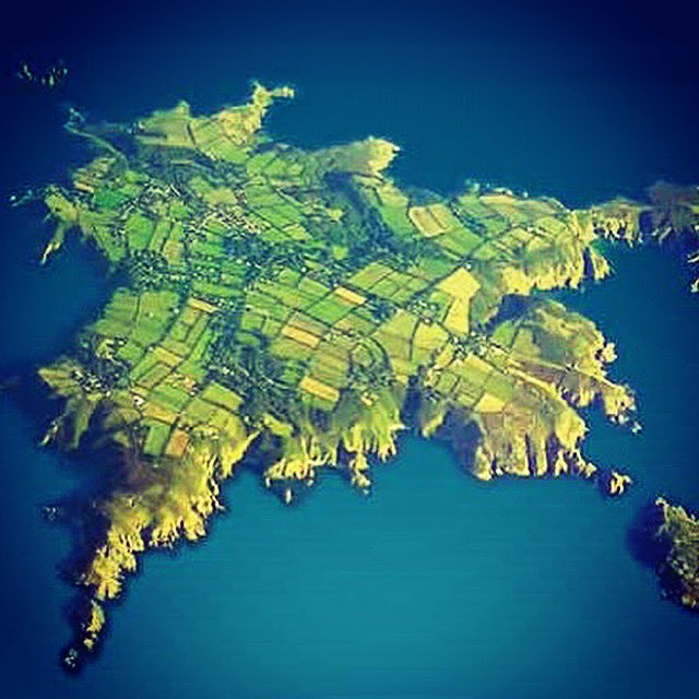 Sark Stories tweet media