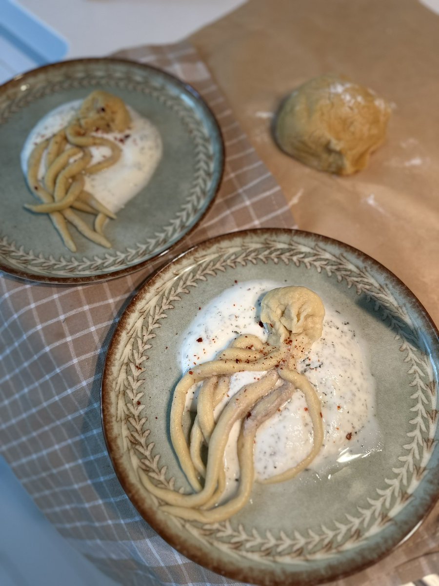 Bedis (@bedisco_uk) on Twitter photo 🐙 🍝 🐙 🍝