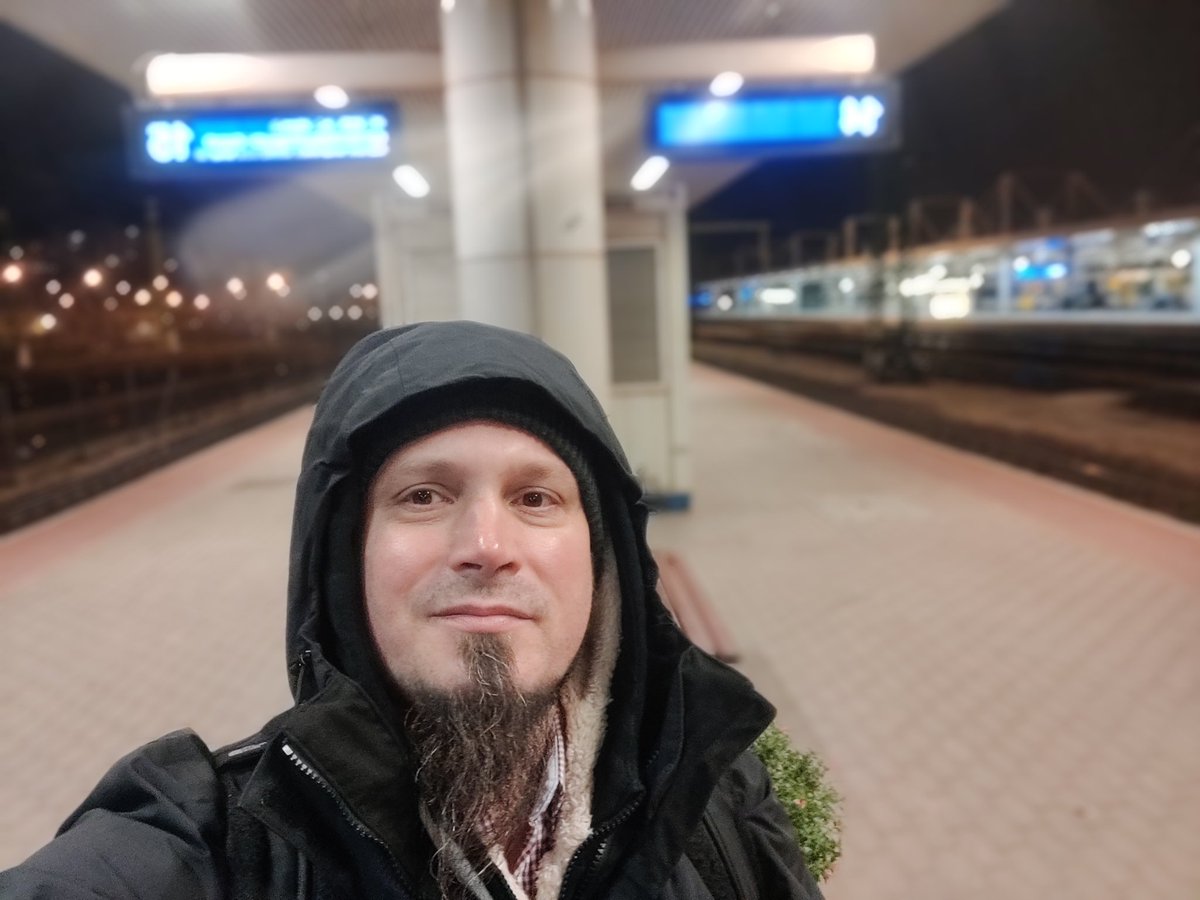 Gergely Daróczi tweet media