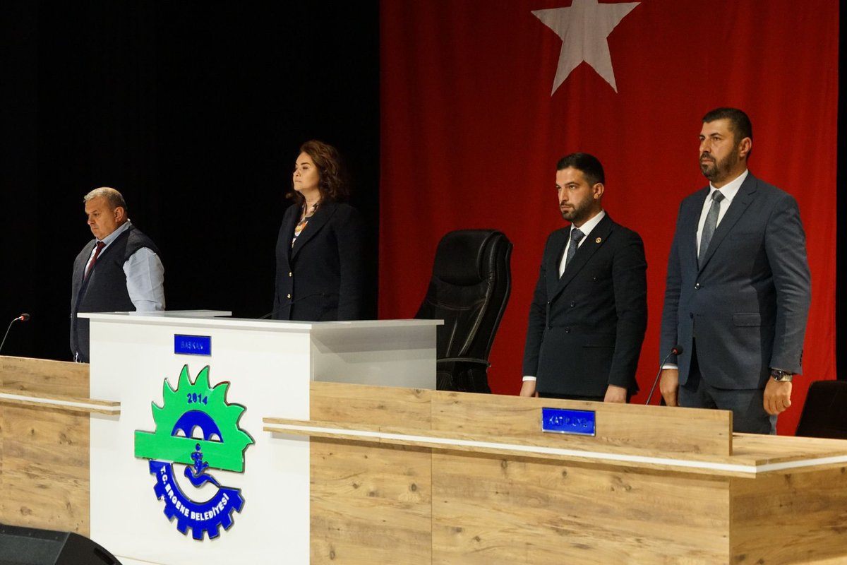 MugeYildizTopak's tweet photo. KASIM AYI OLAĞAN MECLİS TOPLANTIMIZI GERÇEKLEŞTİRDİK

Ergene Belediyemizin Kasım Ayı Olağan Meclis Toplantısı’nda aldığımız kararlarımızın Ergene’mize hayırlı olmasını temenni ediyorum. 

#HerşeyErgeneİçin
#YaparsaMügeBaşkanYapar https://t.co/B6k6PQgcfn