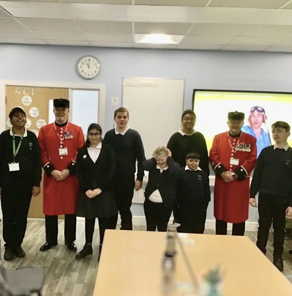 FountainsHigh's tweet photo. On Monday, we had the privilege of welcoming two Chelsea Pensioners, Pat and Burt, to our school. The afternoon was filled with insightful conversations about their time in the army, laughter, and of course, a cup of tea and biscuits. A truly inspiring visit! 🎖️🇬🇧 https://t.co/RRYTdwlGAz