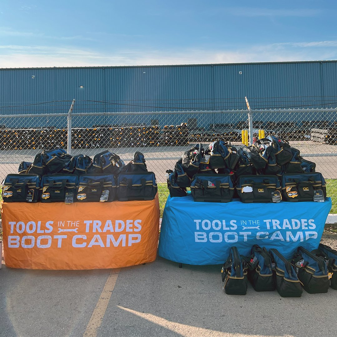 toolsinthetrade's tweet photo. We had an amazing time at the Millwright and Welding Boot Camp hosted at @ONShipyards! 👏💪

Special shoutout to @ONTatwork and @DavidPiccini for their support in helping create these opportunities for aspiring tradespeople.

#OntarioTrades #ToolsInTheTrades https://t.co/STNkDCB9EN