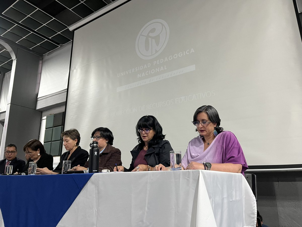 udistrital's tweet photo. #EventosUD || Iniciamos el evento de lanzamiento del convenio con la @comunidadUPN que permitirá realizar #dobletitulación entre Licenciatura en Educación Infantil y Licenciatura en Educación Especial.
¡Acompáñanos! ➡️ https://t.co/8ytdK9uu4a https://t.co/qoIUNEHPke