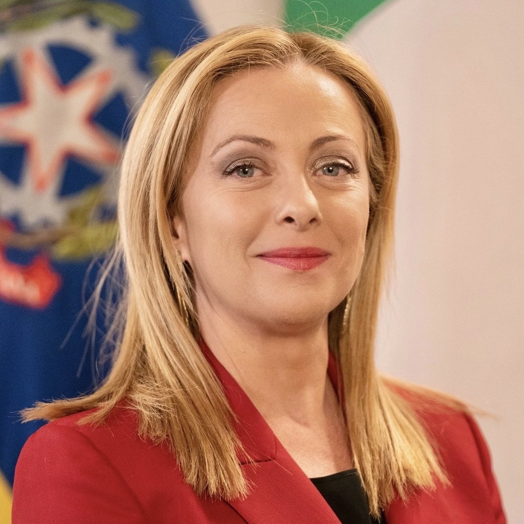 UHN_Plus's tweet photo. 🇮🇹🇺🇸 | ÚLTIMO MINUTO

Giorgia Meloni llama a Trump para felicitarlo y reafirma la alianza entre Italia y EE.UU., comprometiéndose a trabajar juntos por la estabilidad y seguridad global. https://t.co/Kl0mNJTsbF