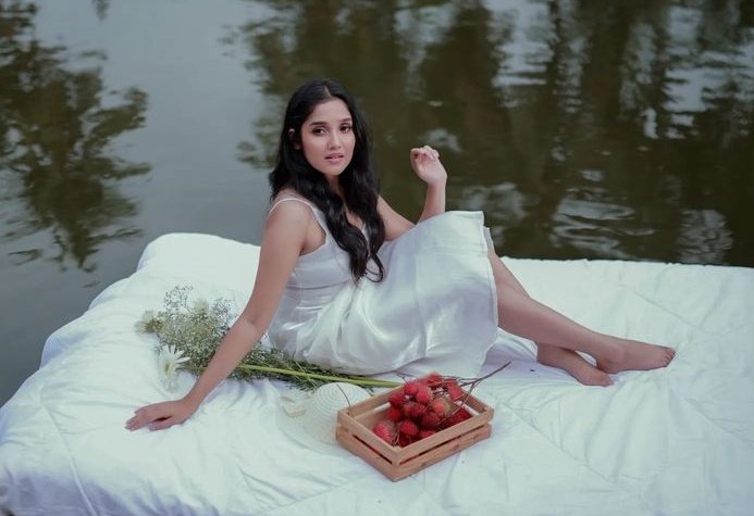 Image Anikha Surendran Actress, Hot Anikha Collections, AnikhaSurendran #1