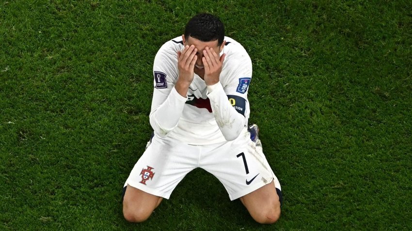 Ronaldo_Fame's tweet photo. What is the saddest moment of Ronaldo in a football match?

A critical moment in the contest came late in the first half of the extra time when Cristiano Ronaldo was denied from the penalty spot by Slovenian goalkeeper Jan Oblak.
#Ronaldo 
#Ronaldolovers
#Trending 
#twittereps https://t.co/PpyZTJsjZc