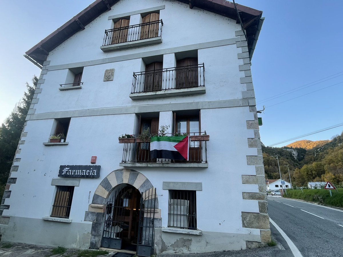 WGazapal's tweet photo. Always, always, #FreePalestine ✌🏽
        🇵🇸🇵🇸🇵🇸🇵🇸🇵🇸🇵🇸🇵🇸🇵🇸
#Aribe #Arive #Navarra #Spain https://t.co/ylazlby6MA