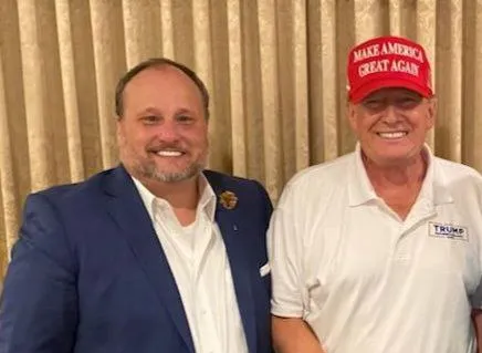 JovanHuttonPulitzer™ אני לא סובל אידיוטים! tweet media