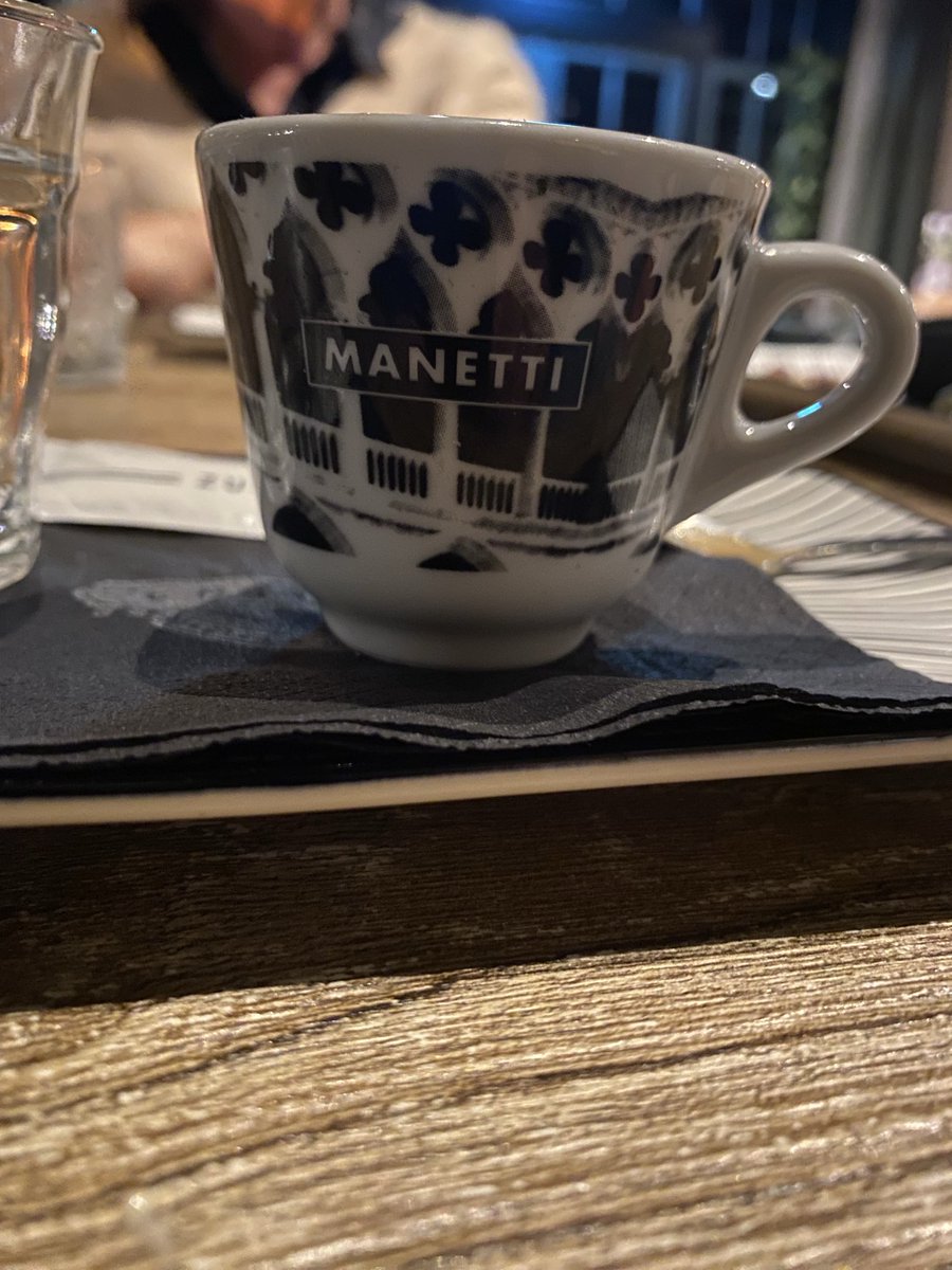 Onverwachte afsluiting van de avond! #100OctaanKoffie #manetti ⁦<a href="/PRManetti/">Manetti</a>⁩ #Goudriaan