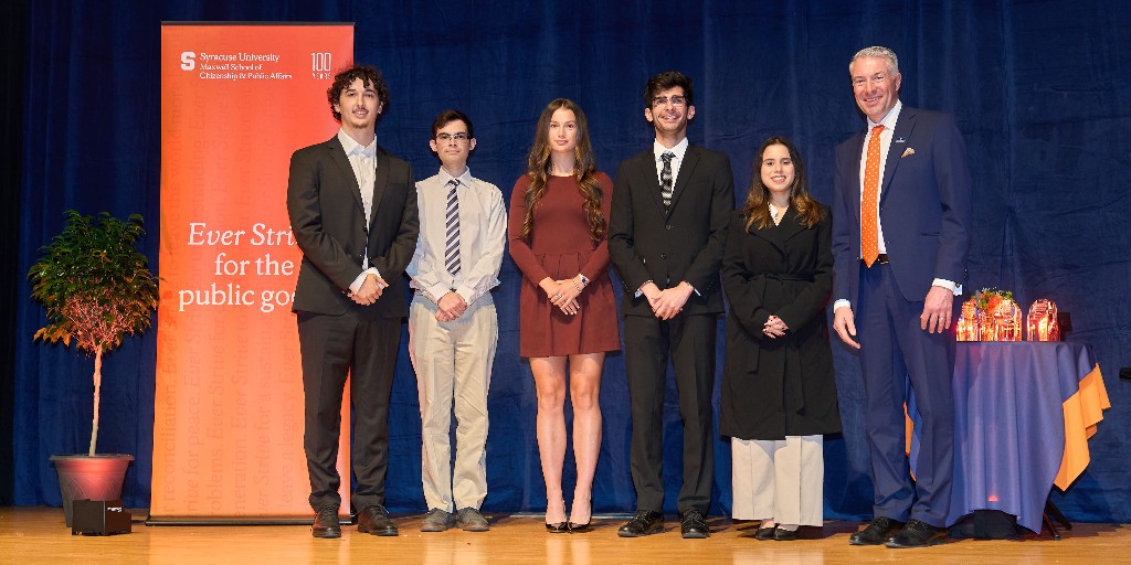 MaxwellSU's tweet photo. Join us in congratulating the nine #MaxwellSchool students who were honored with Centennial Scholar Awards in recognition of their academic success and commitment to engaged citizenship and public service. #Maxwell100 #EverStrive https://t.co/jIEeKxmIPD https://t.co/7iz9rfcR6t