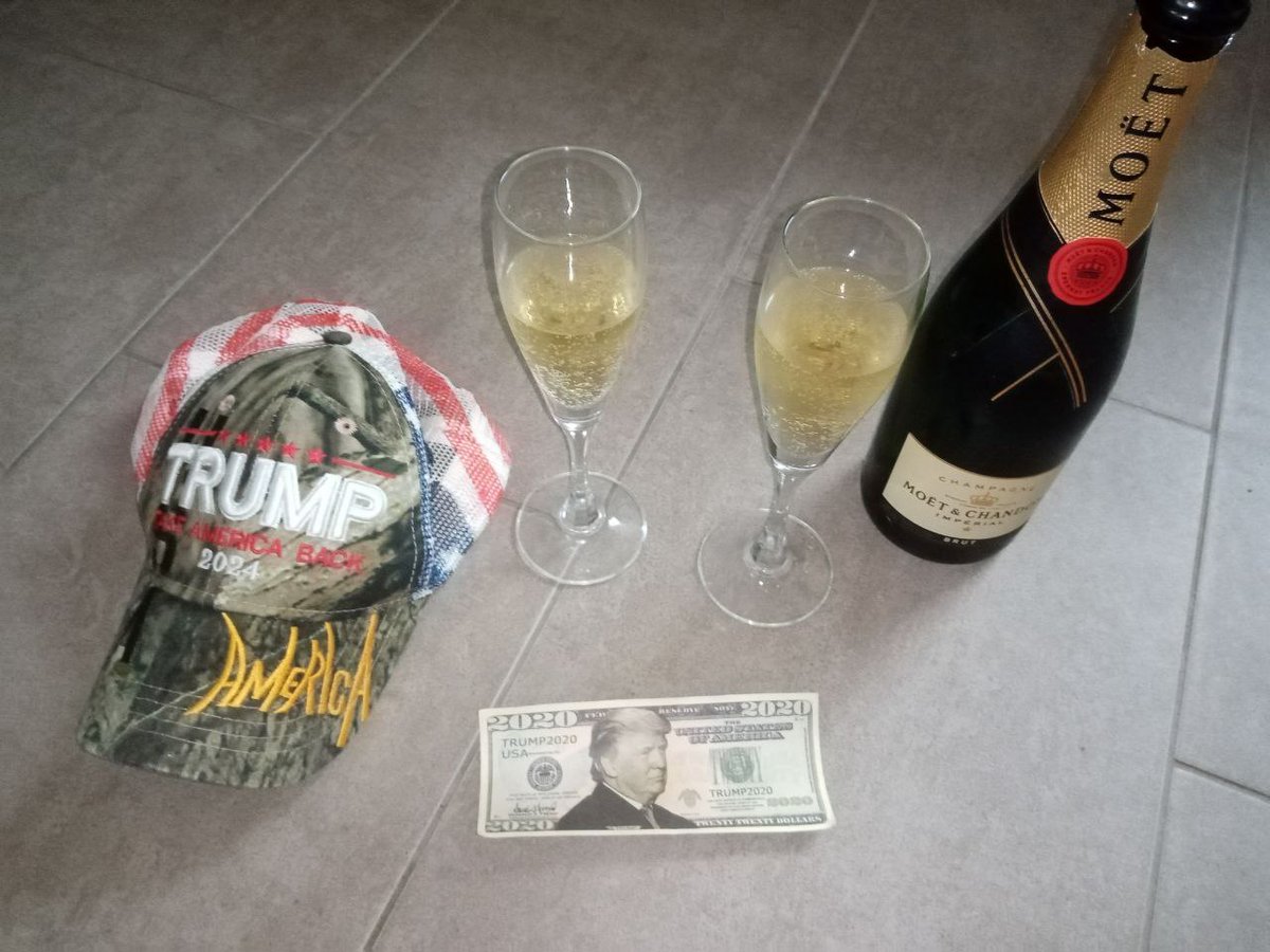 LawQne's tweet photo. Bought this for the (stolen) election 2020

Today
We opened it!
Love from Germany! 
#GodBlessAmerica
#POTUS47
@realDonaldTrump
@elonmusk https://t.co/Oed1wUfCxb