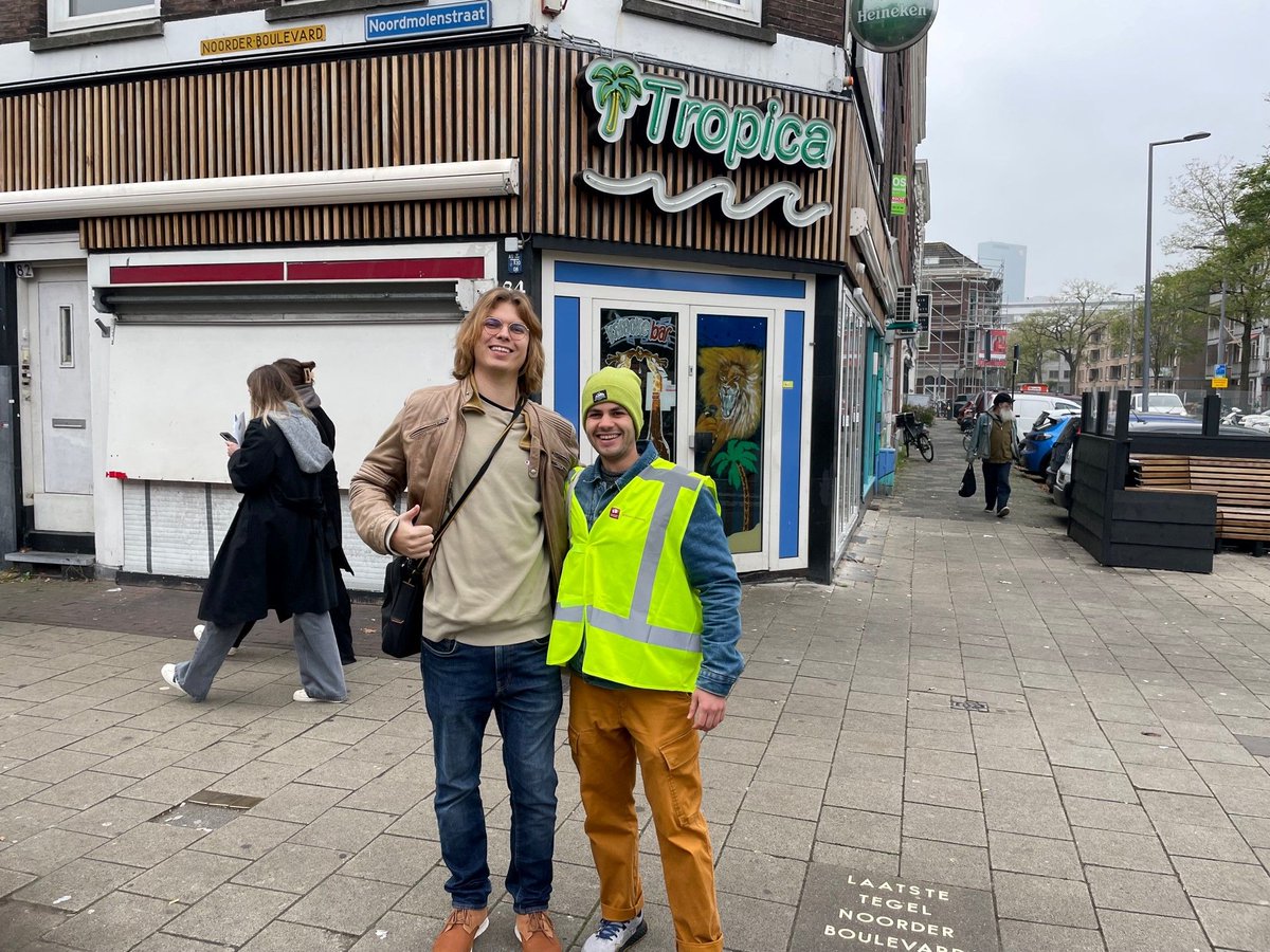 RBS_RUAS's tweet photo. 🚀 Kicking off #PressureCookerWeek! Our MSc Supply Chain students from @RotterdamBS are out in Rotterdam today with @DMIEcosysteem &amp; @rotterdam. They’re observing loading/unloading in the city to find ways to make last-mile logistics safer, more efficient &amp; sustainable. https://t.co/gqrjq6nFa9