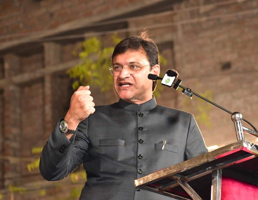 aimim_national's tweet photo. AIMIM Floor Leader Akbaruddin Owaisi Sahab ne Majlis ke Ummeedwaar @MuftiIsmailQsm ki himaayat mein Malegaon (Maharashtra) ke Naya Islampura mein Jalsa-e-aam se khitaab kiya. Jalse ki kuch khaas tasveere'n. 

#AIMIM #AkbaruddinOwaisi #muftiismailqasmi #malegaon #maharashtra #VoteForKite #Vote4AIMIM #Owaisi #maharashtrawithaimim #ParliamentofIndia  #MaharashtraAssemblyElections2024 #MaharashtraElection2024 #India