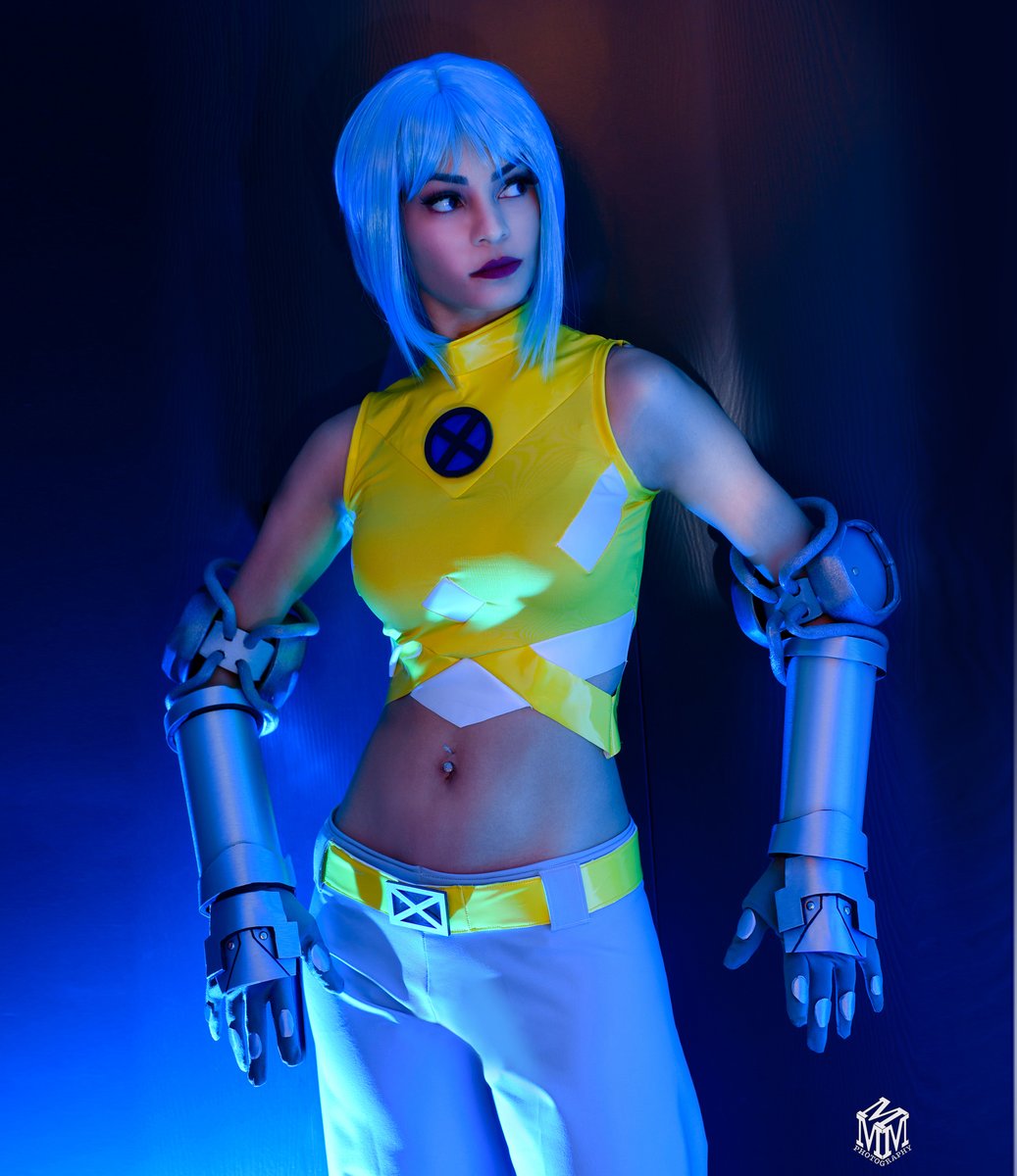 Surge felt like the right choice to share my new social addition ⚡️

bsky: saramoni
IG: saramonicosplay