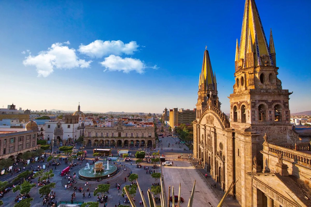 CongressIPA's tweet photo. "Explora la comida típica de Guadalajara, ¡una mezcla de sabores únicos que representan la esencia de Jalisco!"

"Explore the traditional food of Guadalajara, a mix of unique flavors that capture Jalisco's essence!" https://t.co/pauobW1ds3