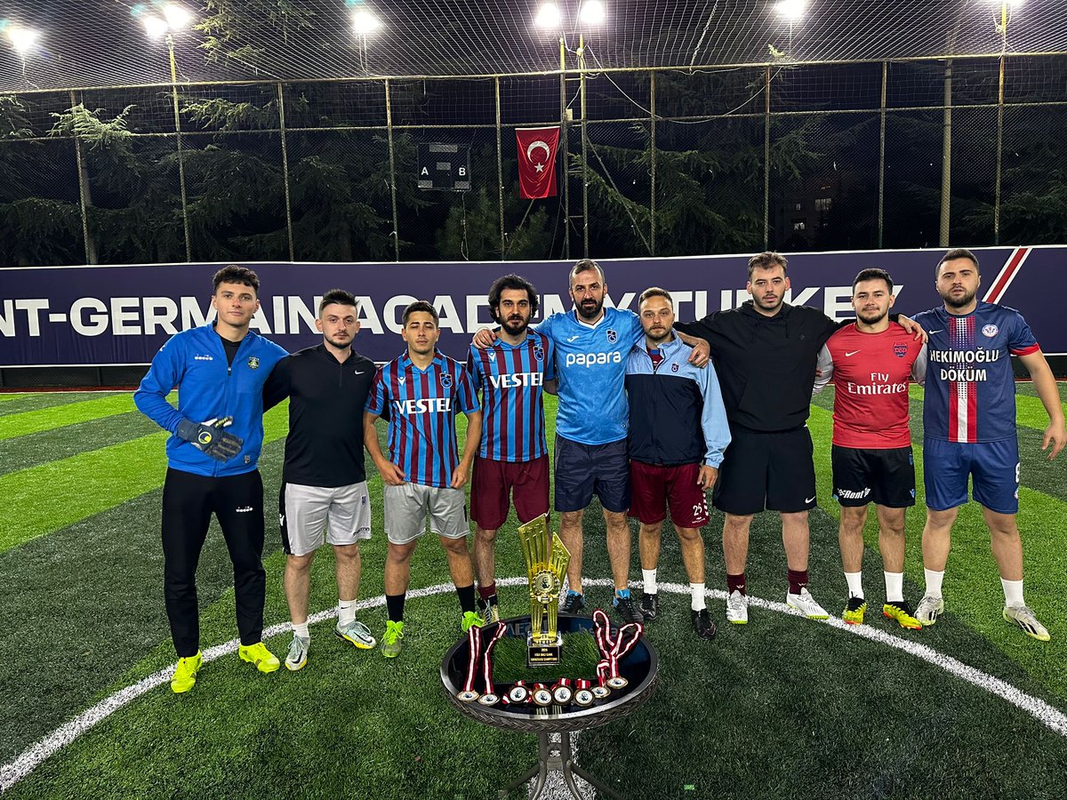 MAÇSONUCU ⚽️
VİRATIBBİYE:8  
VİRATHİNAİKOS : 2
GOLLER: Yasin K.K,Görkem(1),Enes P (3),Enes (1),Berkay (2) @ViraTibbiye ,Turgay (2) <a href="/FcVirathinaikos/">Fc Virathinaikos</a>