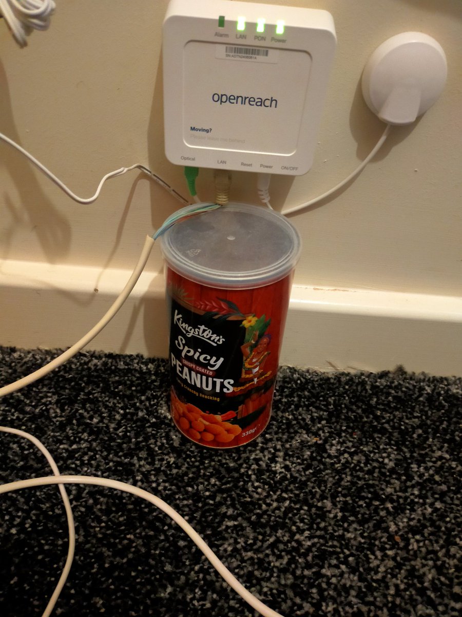 deviil01's tweet photo. U did it disconnected me before I got my router couldnt wait could you do u even know what customer care is? So I had to do this shit. https://t.co/FPl34QtW4h