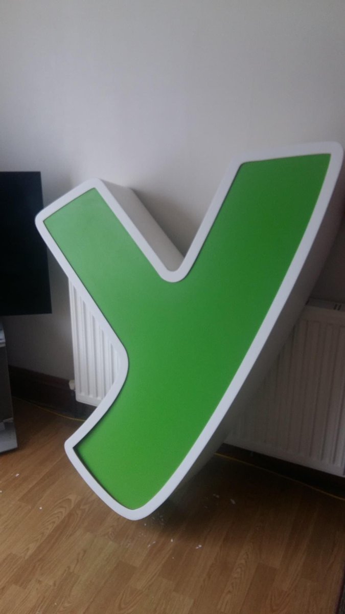dinosaurs1969's tweet photo. i stole the y from Toys R' Us https://t.co/VDiNOR67Ta