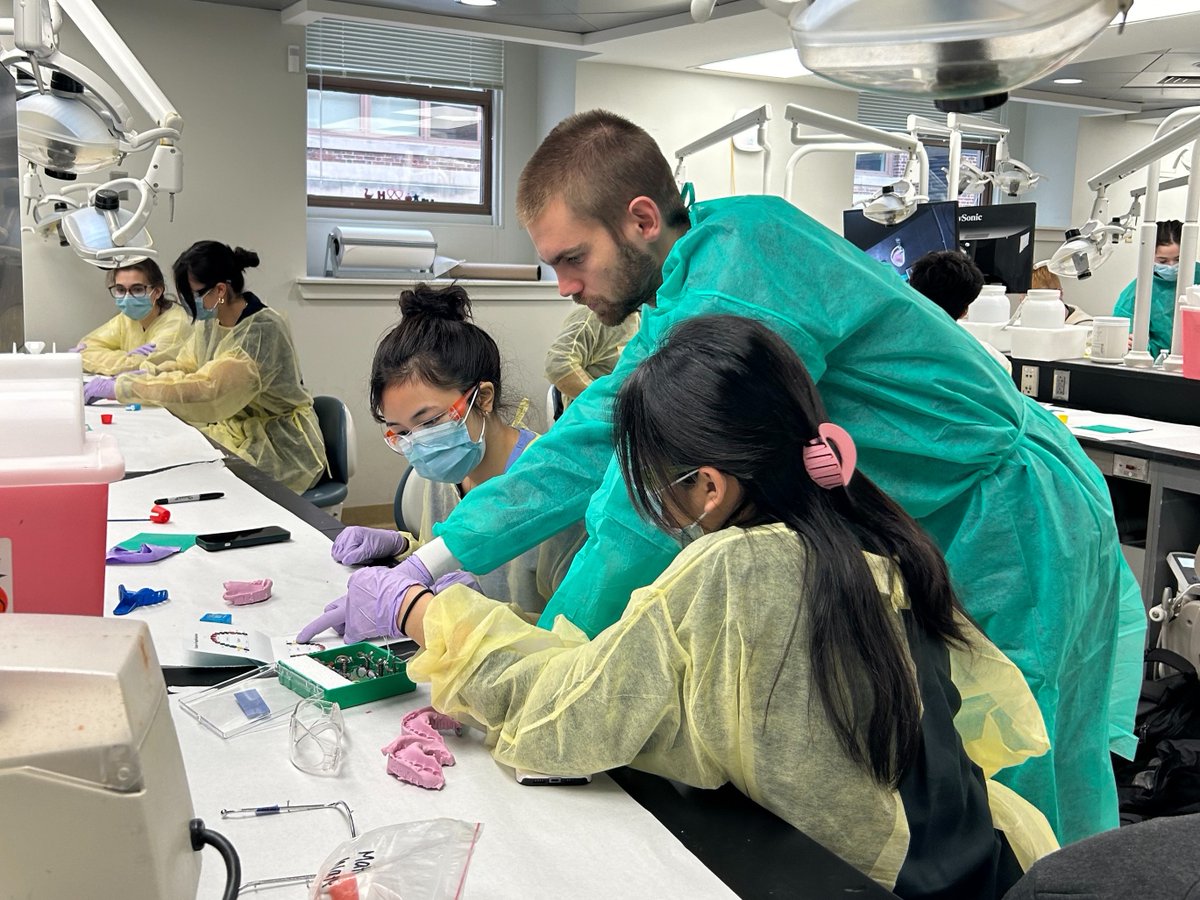 HSDM ASDA recently hosted its annual Pre-Dental Day, offering a chance for nearly 70 pre-dental students to learn more about dental school. The day included a panel led by current HSDM students and several hands-on workshops.
