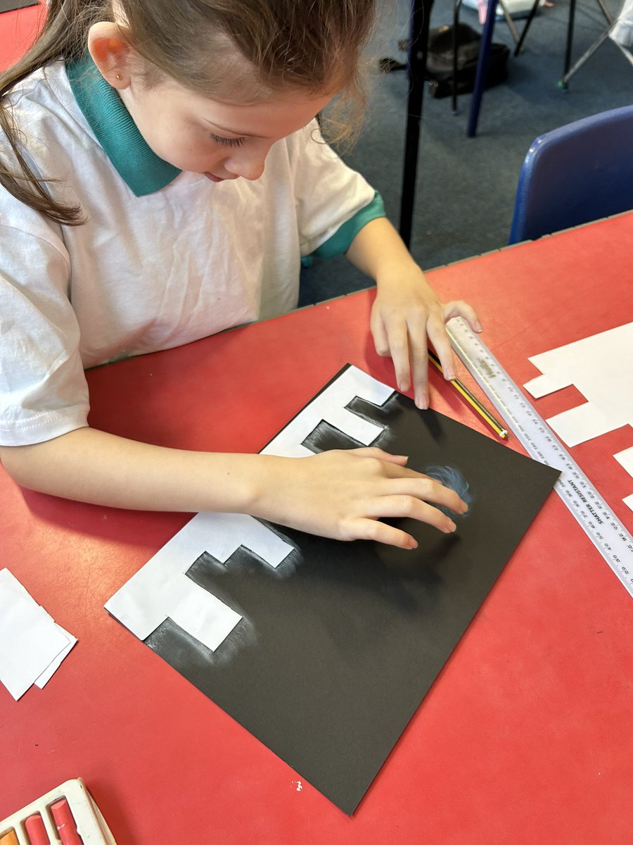 Miss Sutherland 🌟 tweet media