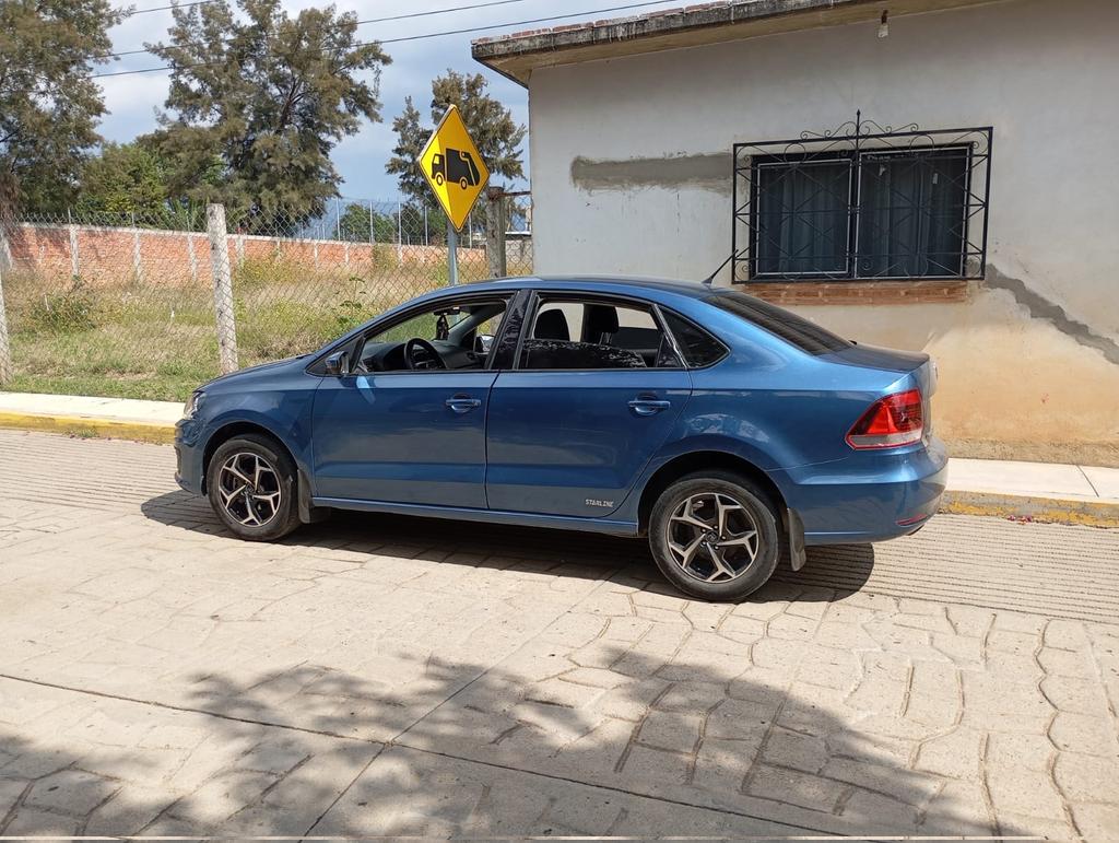 Un vehículo más recuperado por la Policía Mpal. <a href="/SantaLucia_Ayto/">H. Ayuntamiento de Santa Lucía del Camino</a> la unidad Vento de color azul cruzó el "Arco Norte II" e inmediatamente envío un alerta al C2 Santa Lucía, quienes activaron el protocolo de búsqueda, logrando la detención de Didier R.D. lo informó el <a href="/JC_GMarquez/">Juan Carlos García Márquez</a>