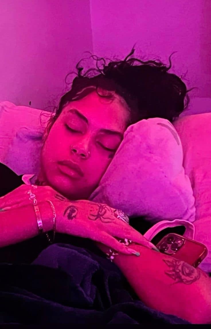 You never answer my calls or fts 
me :