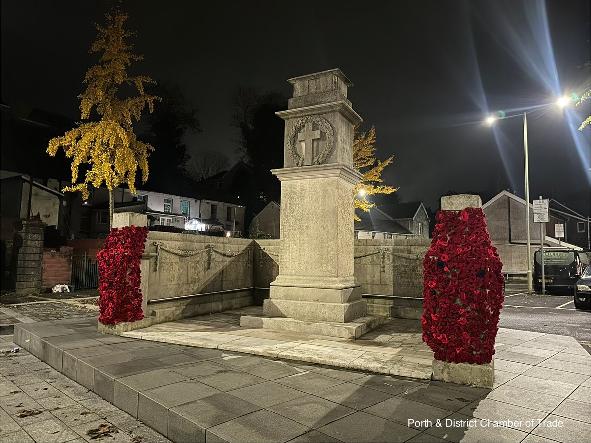 PorthChamber's tweet photo. Tonight, we’ve installed the handmade poppies crafted by the Porth WI at the Porth War Memorial. It’s a beautiful tribute honoring those who served.

Join us for the Service of Remembrance on Sunday, 10th November at 10:30 a.m. All are welcome. https://t.co/1xnmqdatsf