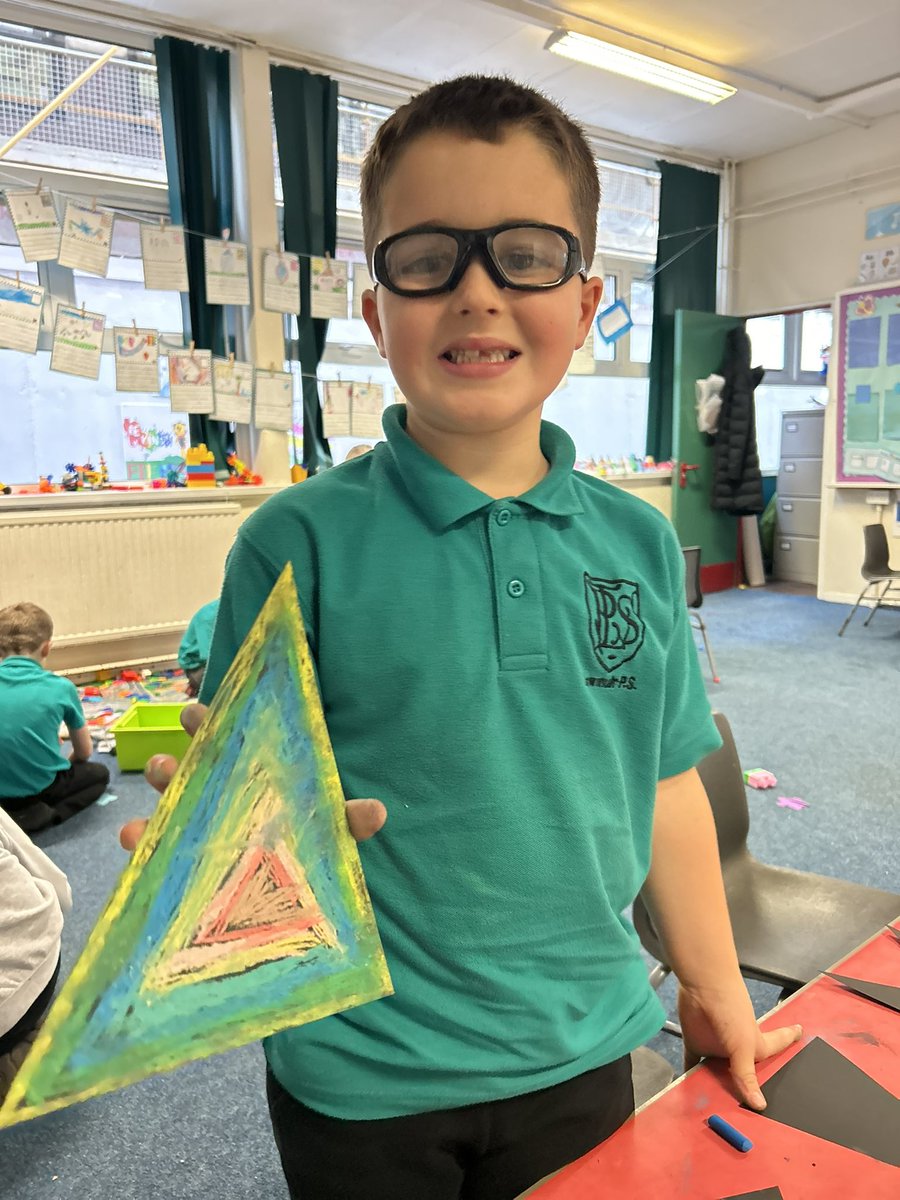 Miss Sutherland 🌟 tweet media