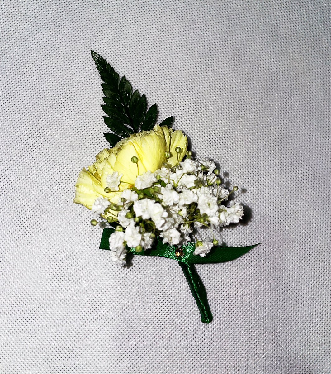 Beautifulbja's tweet photo. Elegance in the details!
Presenting a fresh, vibrant wedding boutonniere by BeautifulBea Event Planners, a delicate arrangement that adds the perfect touch of charm to any groom’s ensemble. #BeautifulBeaEvents #WeddingBoutonniere #WeddingFloral #EventPlanning #JamaicaWeddings https://t.co/fD8IFnD85S