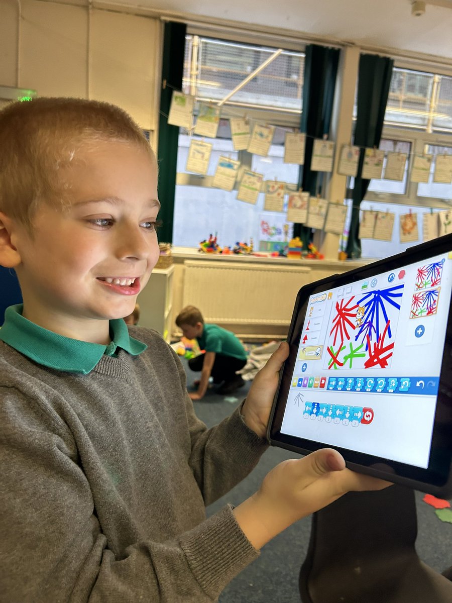 Miss Sutherland 🌟 tweet media