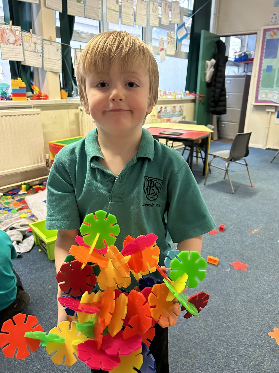 Miss Sutherland 🌟 tweet media