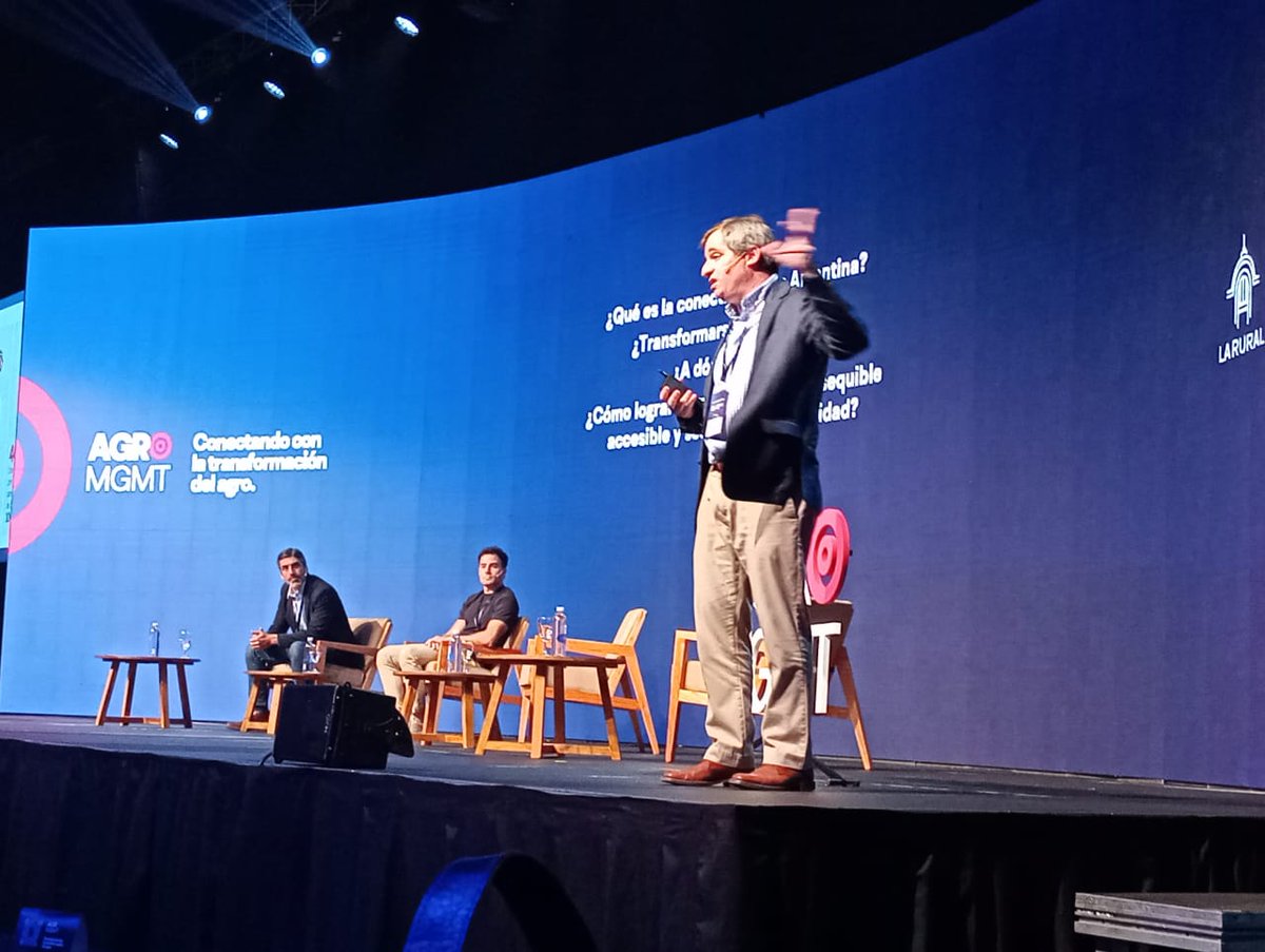 scanterra's tweet photo. Estamos orgullosos de formar parte de espacios que están desarrollado soluciones para un futuro más sostenible y están transformando el sector agroindustrial con una importante apuesta a tecnología avanzada e innovación digital  🛰️🌱 https://t.co/EknUOp4vGG