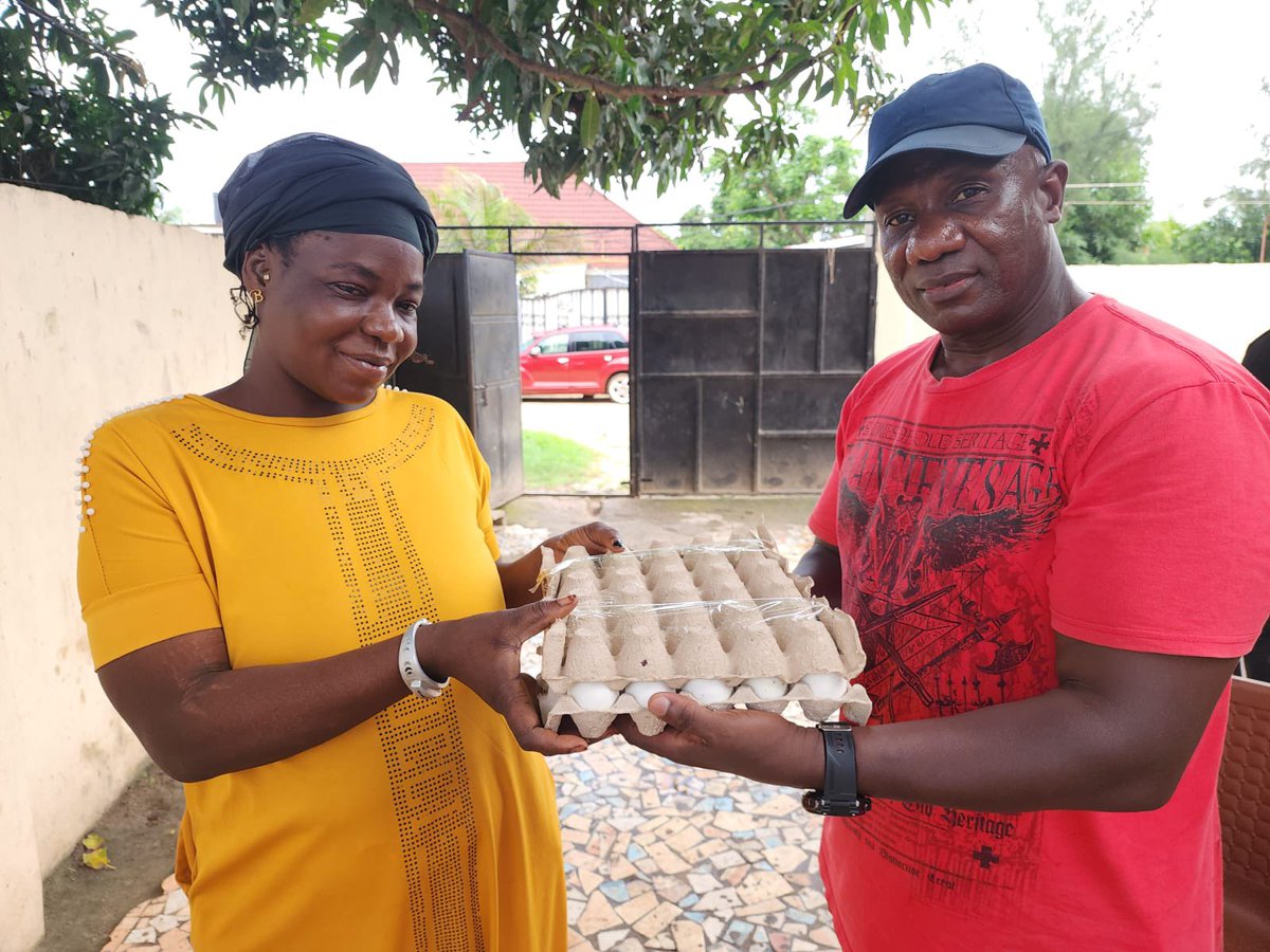 SENDGOGambia's tweet photo. Food basket and baby milking donation to the people of Gambia from the #TukuJallowFoundation https://t.co/azqd9spjmt