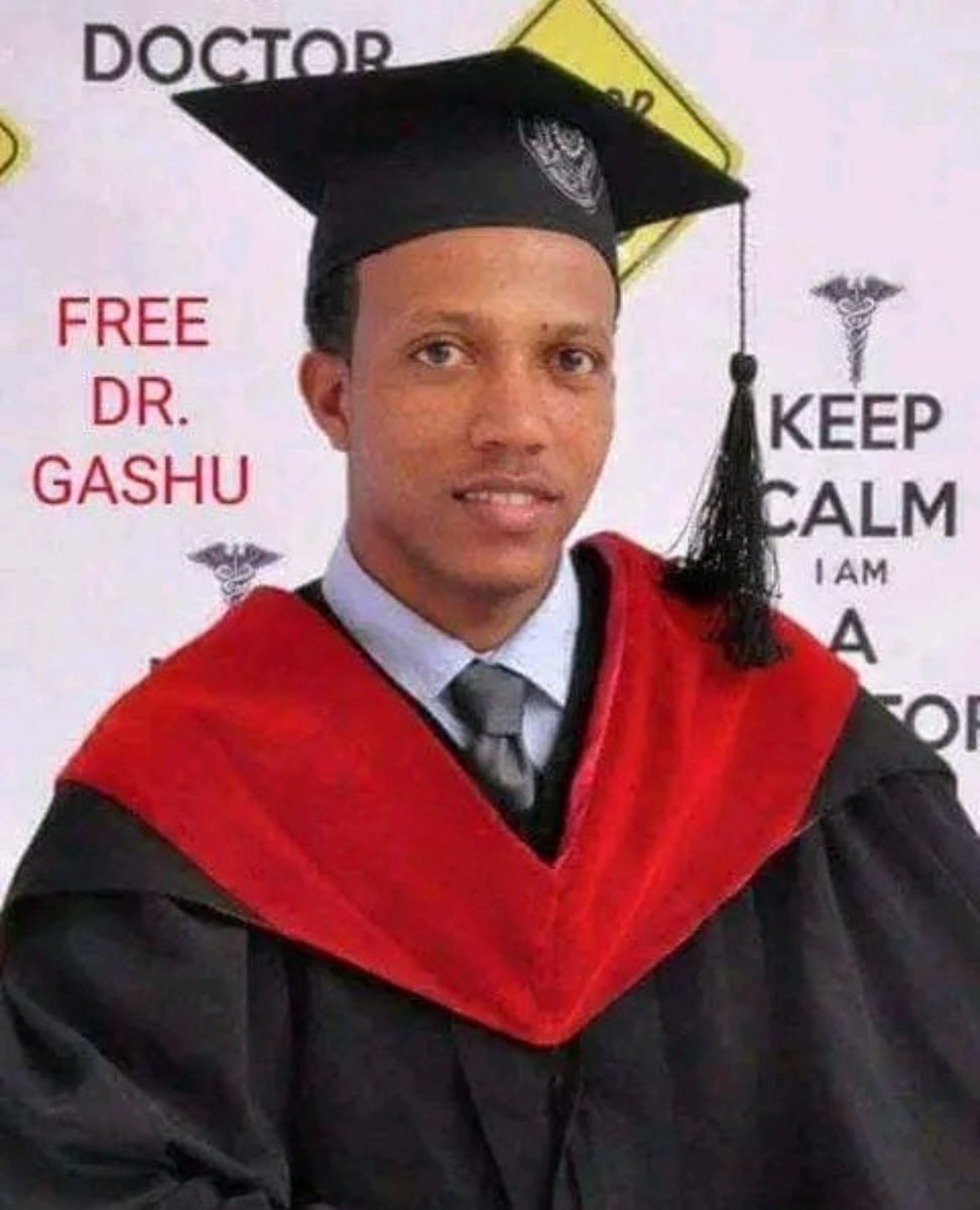 AmharaUpdates's tweet photo. Breaking news 🚨:

Dr. Gashu Kindu, the former Head of the Amhara Regional State Health Bureau, has joined the Amhara Fano forces.
——

የቀድሞው የአማራ ክልል የጤና ቢሮ ኃላፊ ዶክተር ጋሹ ክንዱ የአማራ ፋኖን ተቀላቀሉ ። https://t.co/7GX2l9z55a