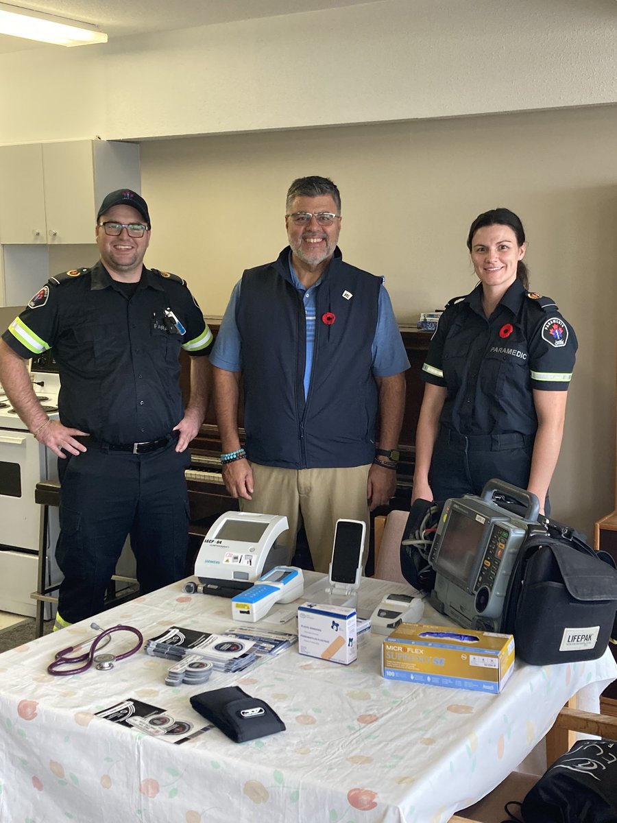 Leeds Grenville Community Paramedics tweet media