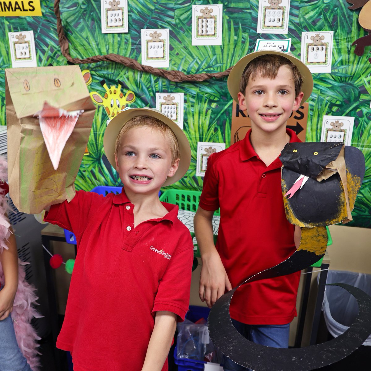 CarmelCougars's tweet photo. Zoo Day! 2nd grade students presented their animal research projects to their classmates. They made a slide with interesting facts about their animal & even created a puppet! It was a fun day of creative learning. #ccses #todayatccs #ccsvalues-excellingineducation https://t.co/HiN1vO7xCo