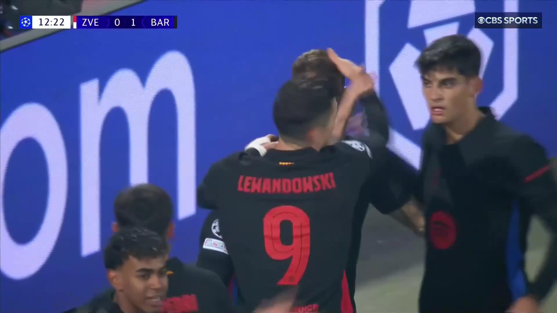 Raphinha puts it on a plate for Iñigo Martinez as Barcelona take the lead 💥
