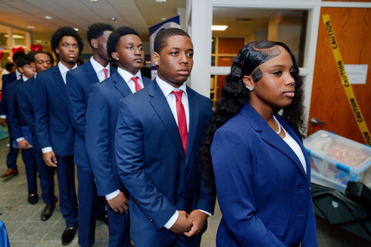 Career Ready fmka SuitsForSeniors tweet media