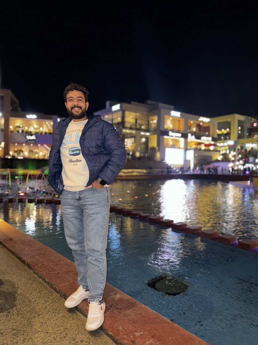 bebo20209's tweet photo. اللي خلع مش وش دلع 🧡💙✨🤸‍♂️ https://t.co/tloAeoxBsA