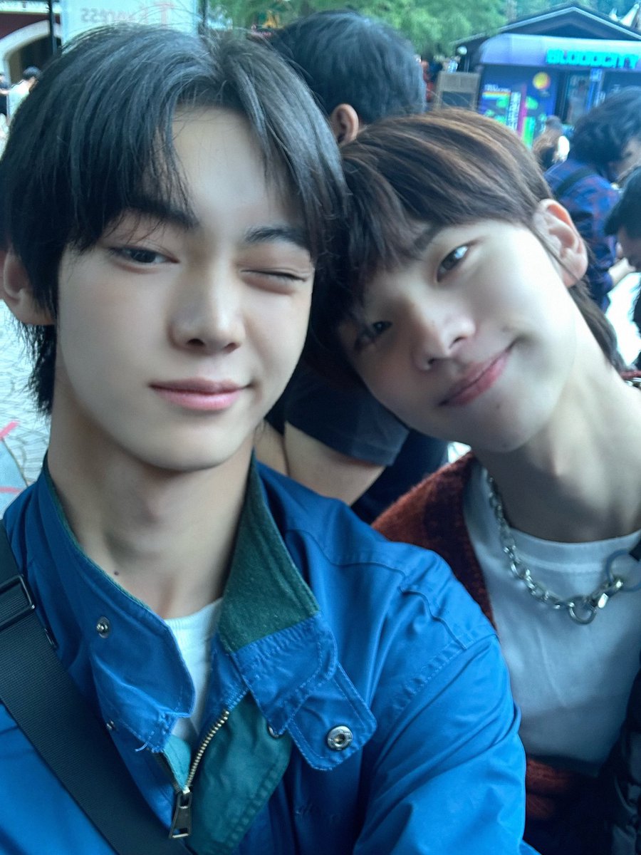 Hanjin pics hiatus tweet media