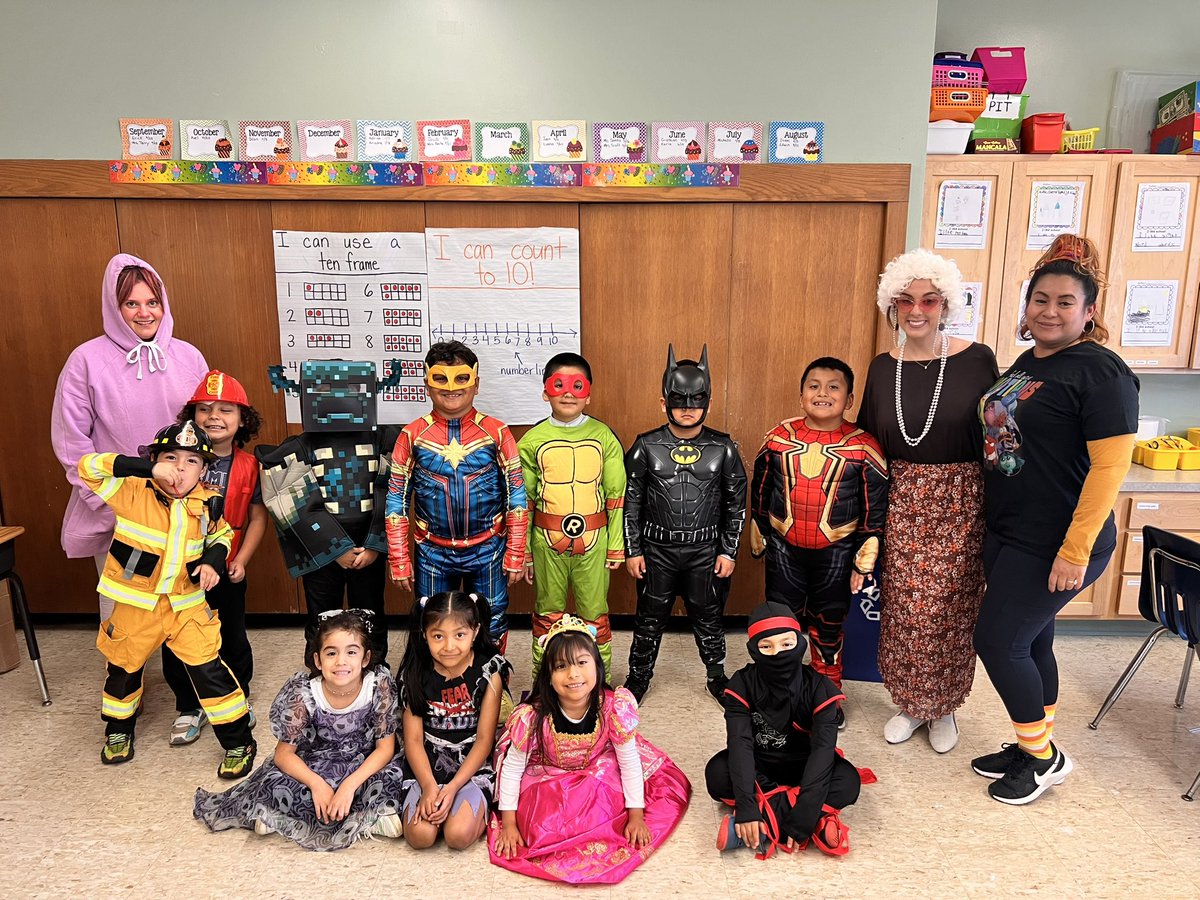 Elizabeth Scott tweet media